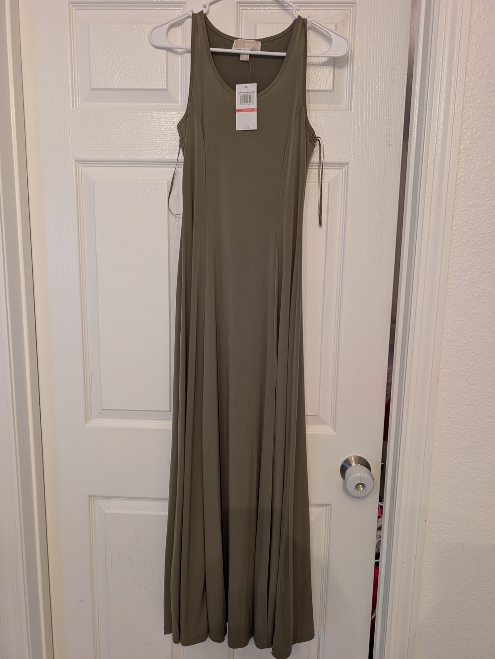 Sleeveless Olive Green Maxi Dress - Effortless Everyday Style